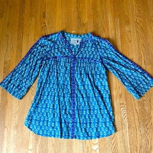 Light weight Irving and Fine, teal and white top with embroidery.